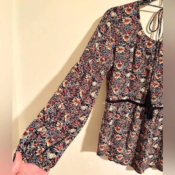 Women’s Knox Rose Multicolor Floral Tie Back Blouse with Tassels Sz XS Oversized - Picture 10 of 16